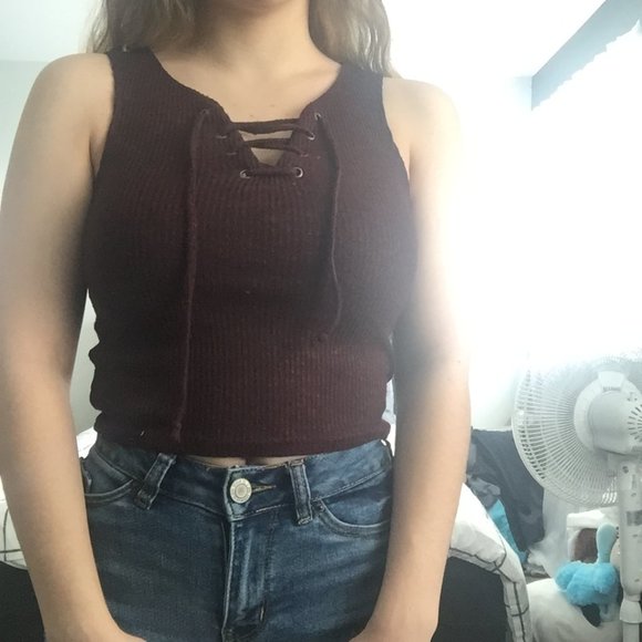burgundy tank top - Picture 2 of 4